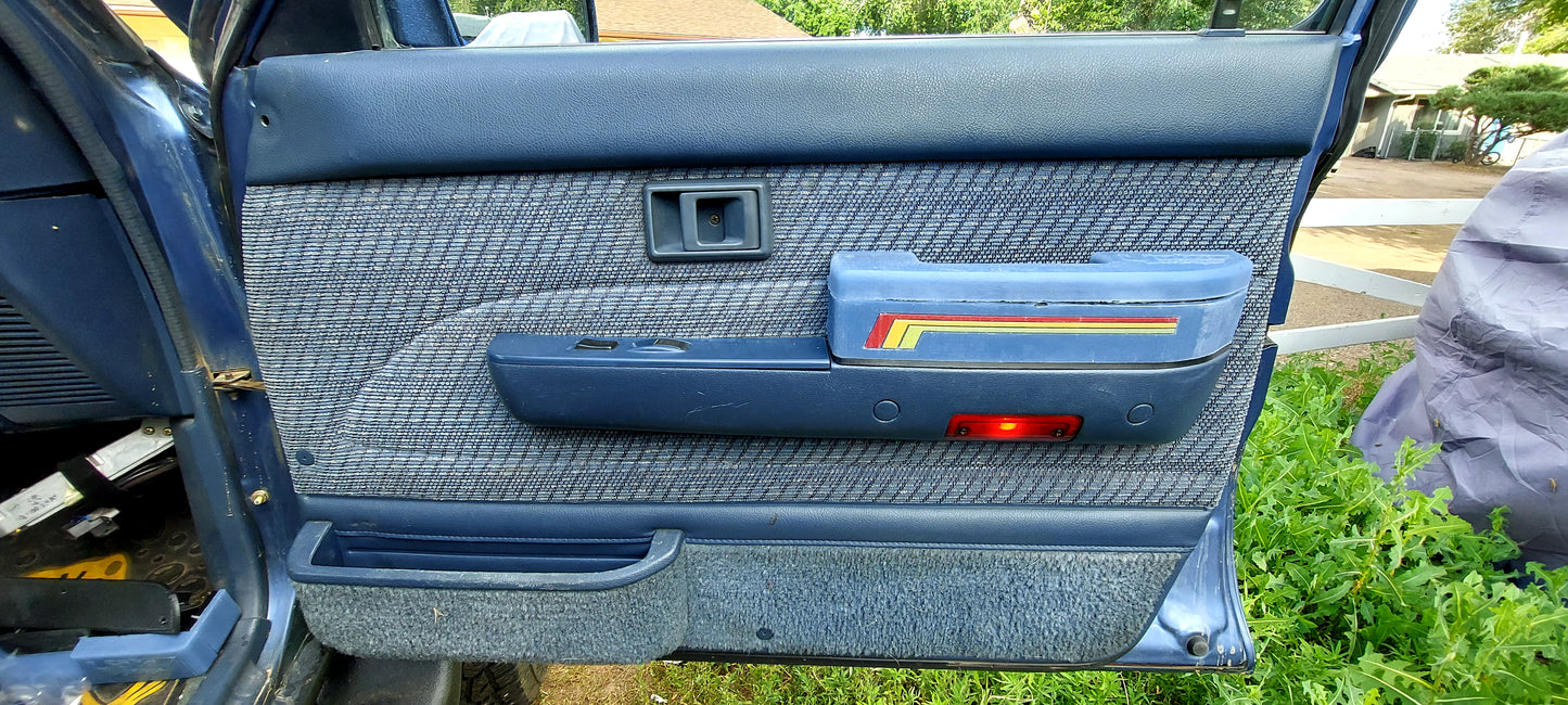 Yota Armrests 2 Door set    90-95 4runner