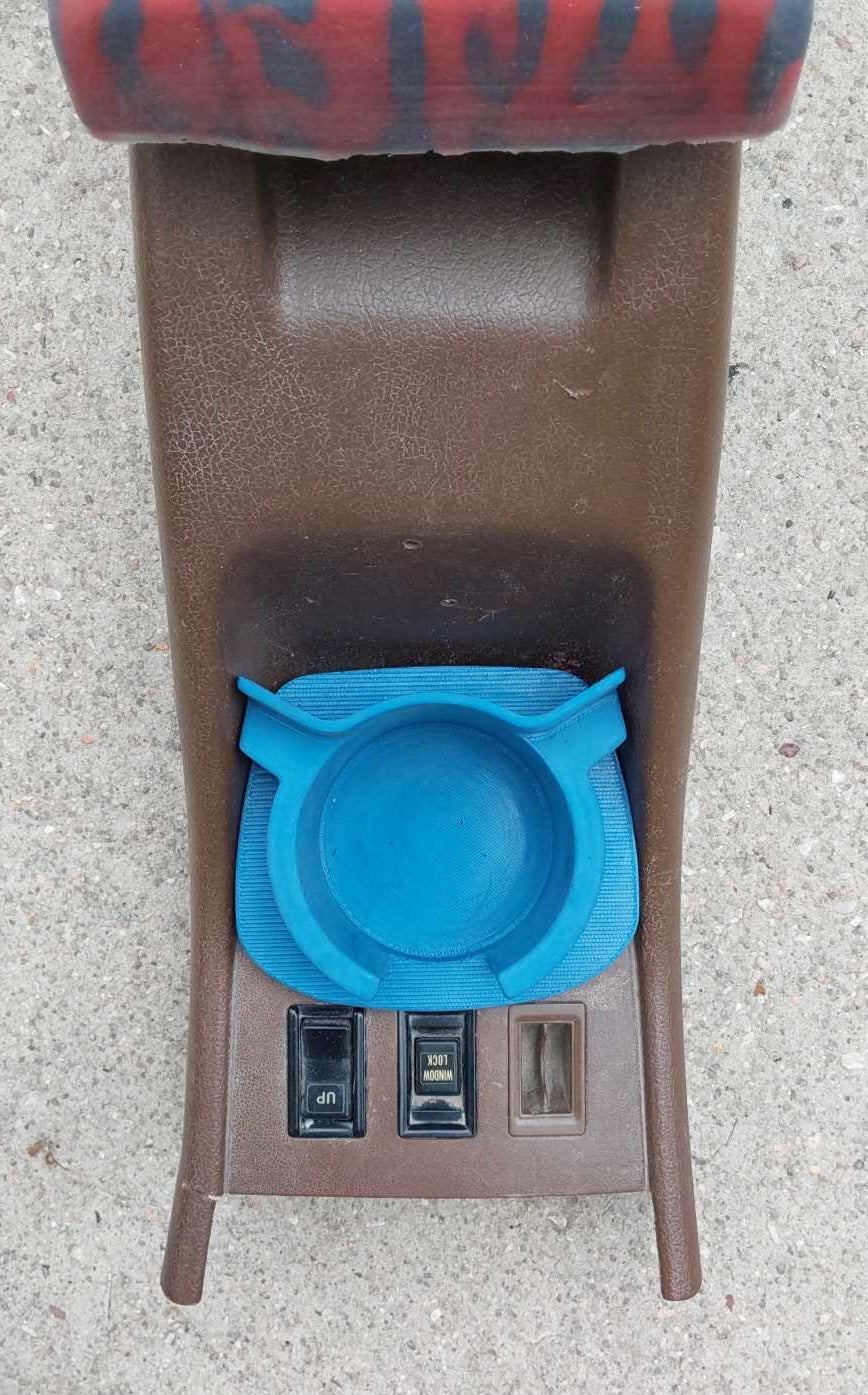 1989-1994 Toyota Pickup & 1990-1995 4Runner Cup Holder | Yotacup