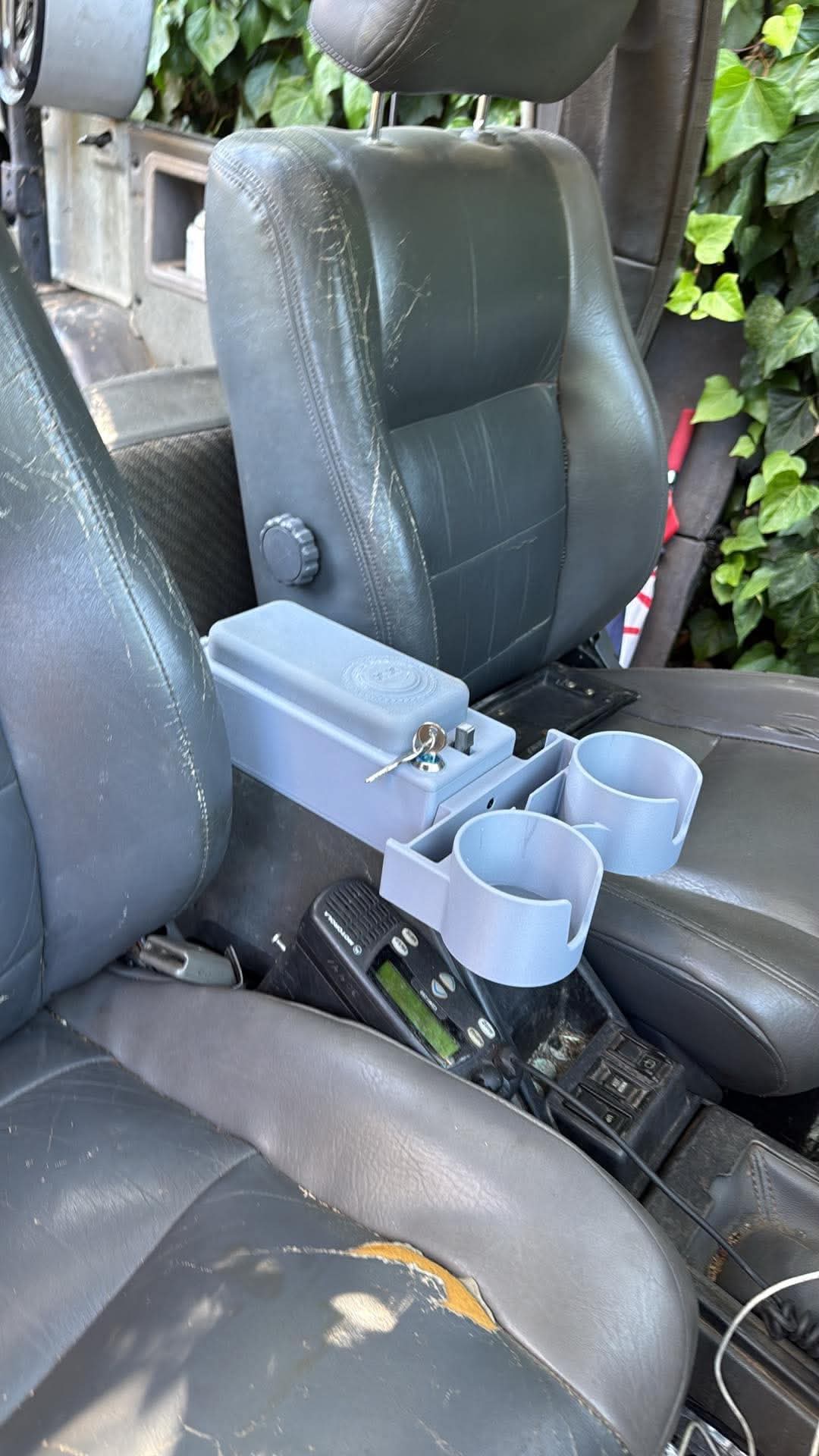 1984-1989 Toyota 4Runner & Pickup Rear Heater and Double Stack Center Console Lid without a Cup Holder | 1st Gen 4Runner Armrest Top | Yota Things