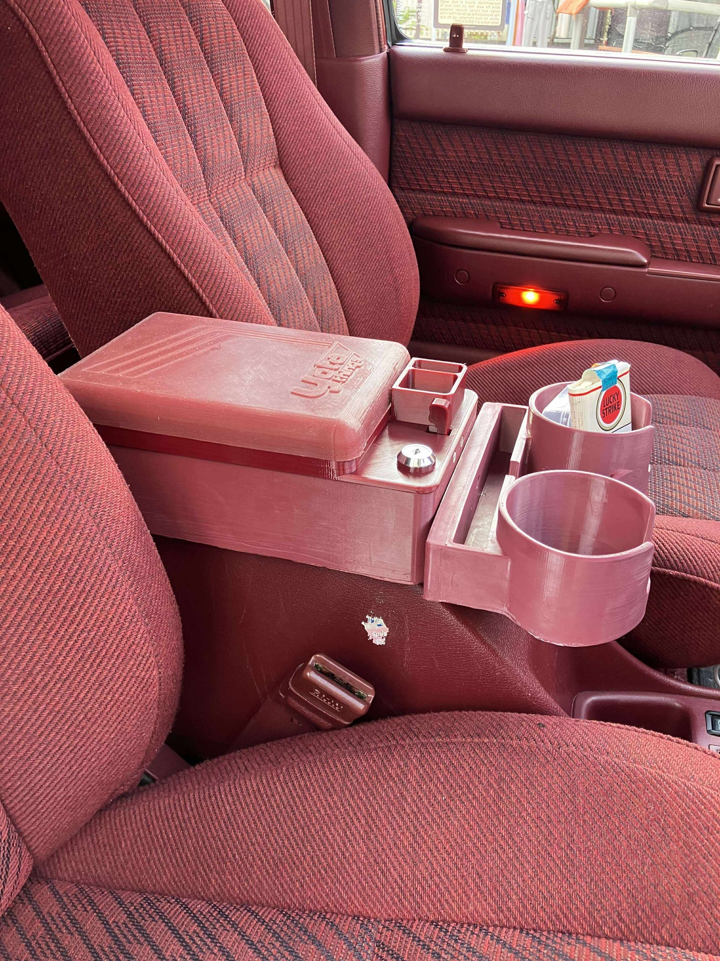 1989-1994 Toyota Pickup & 1990-1995 4Runner | Lockable Center Console Lid | Yota Things