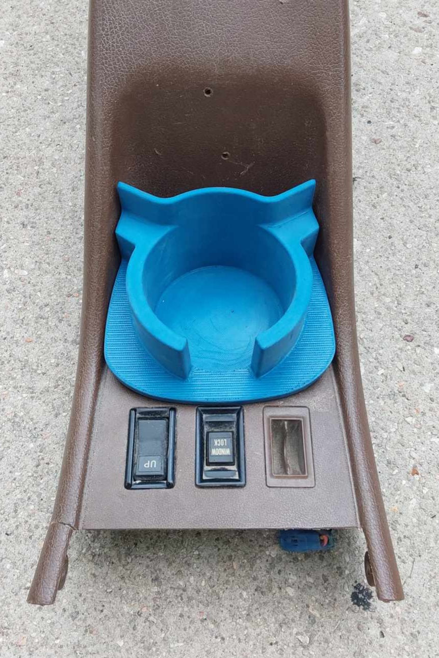 1989-1994 Toyota Pickup & 1990-1995 4Runner Cup Holder | Yotacup