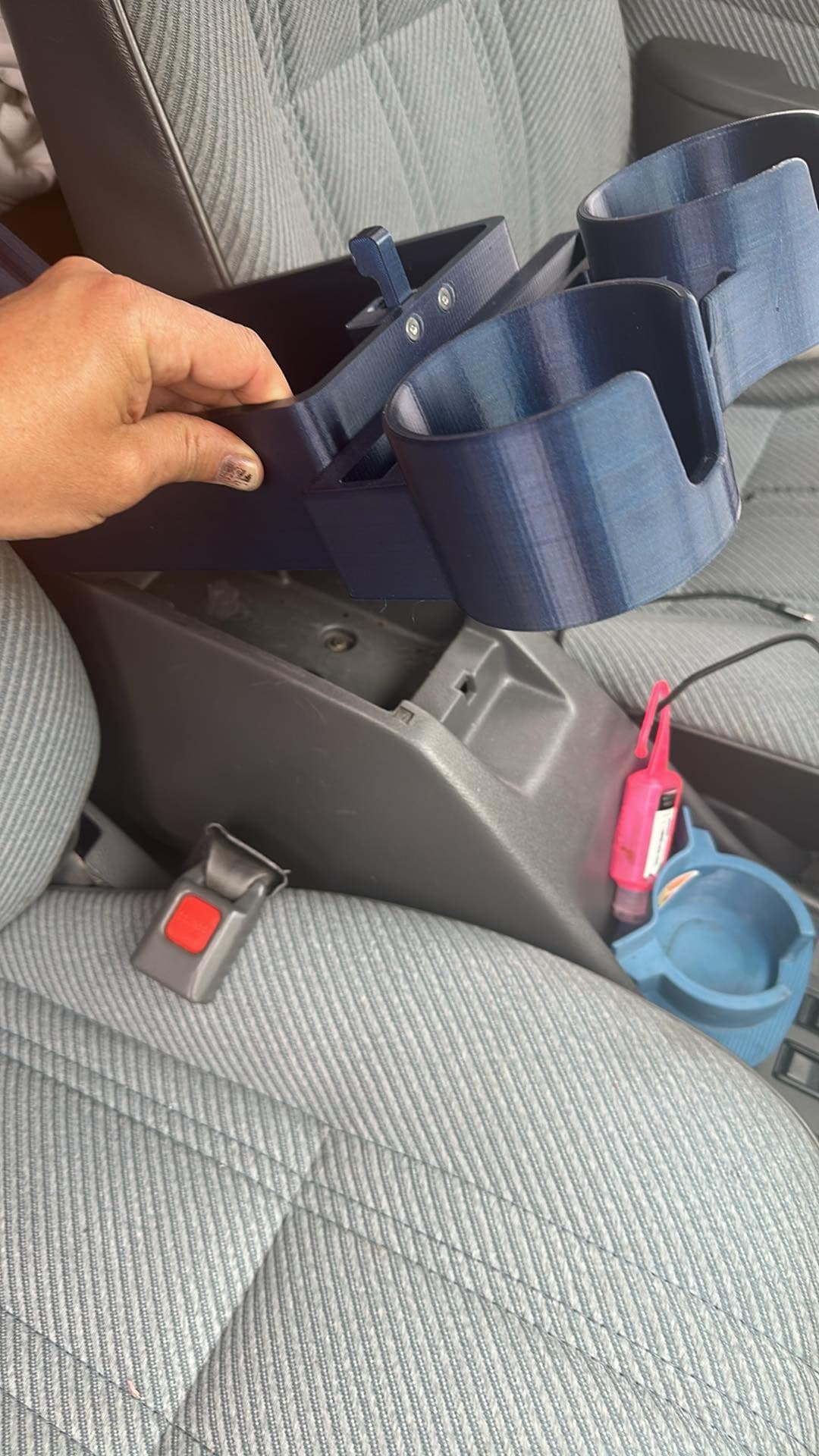 1989-1994 Toyota Pickup & 1990-1995 4Runner | Lockable Center Console Lid | Yota Things