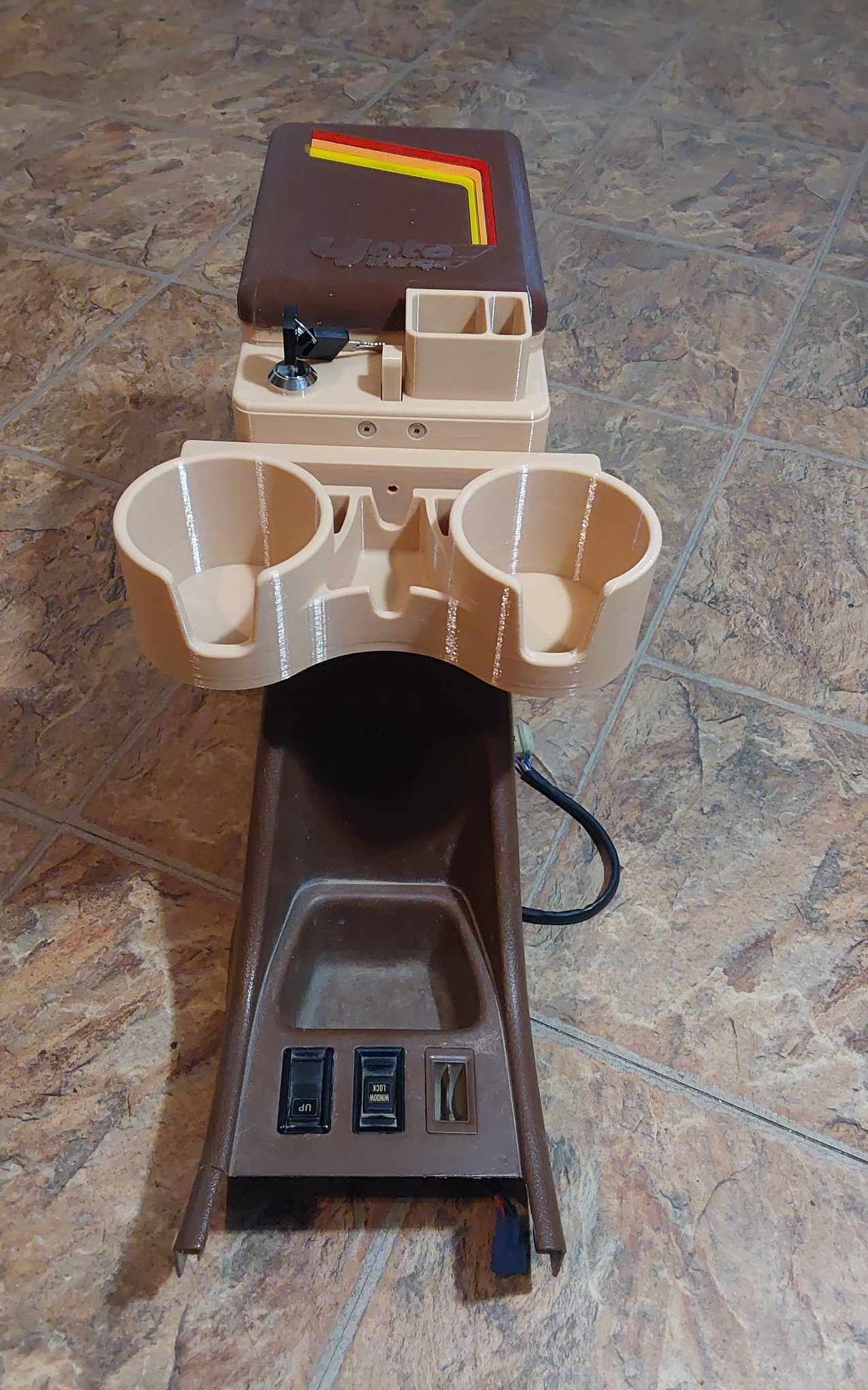 1989-1994 Toyota Pickup & 1990-1995 4Runner | Lockable Center Console Lid | Yota Things