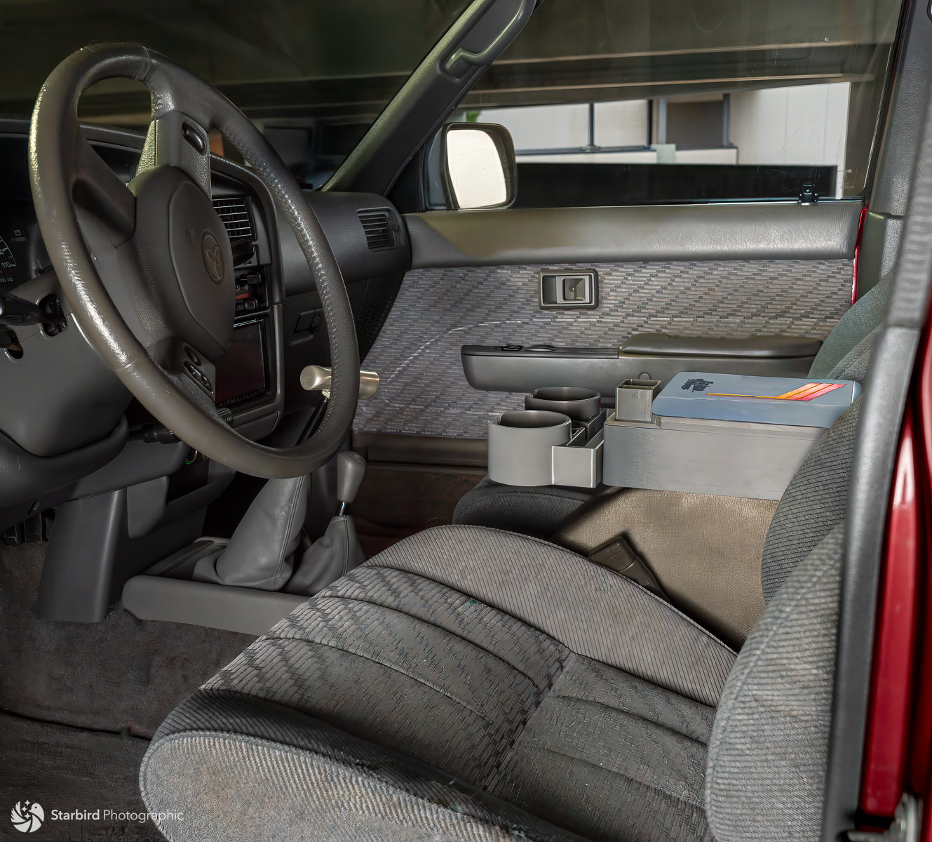 1989-1994 Toyota Pickup & 1990-1995 4Runner | Lockable Center Console Lid | Yota Things