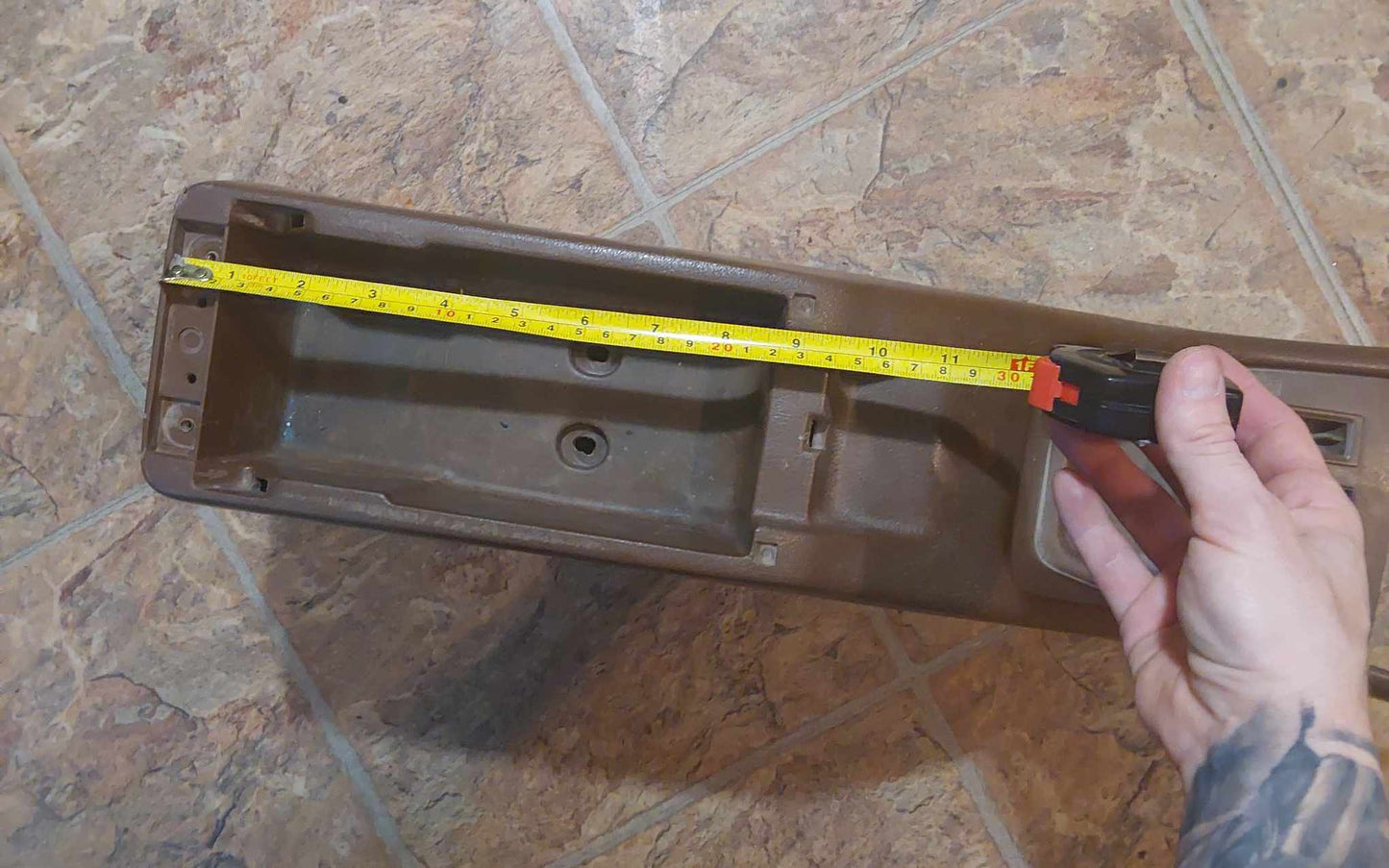 1989-1994 Toyota Pickup & 1990-1995 4Runner | Lockable Center Console Lid | Yota Things
