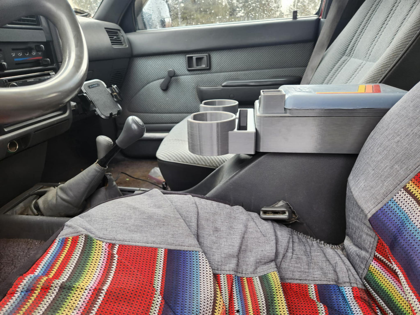 1989-1994 Toyota Pickup & 1990-1995 4Runner | Lockable Center Console Lid | Yota Things